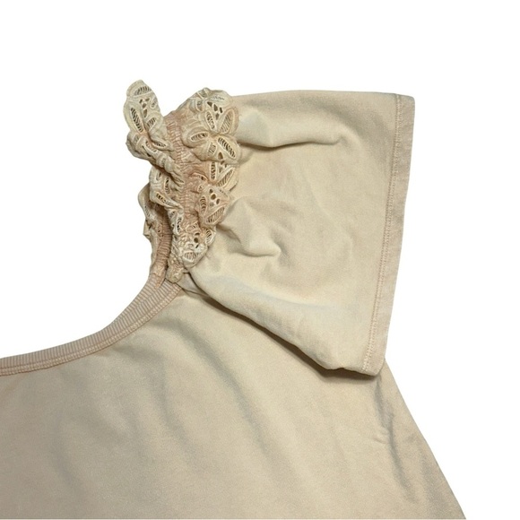 Pilcro Anthropologie Tan Eyelet Ruffle Blouse Womens L - Picture 3 of 10